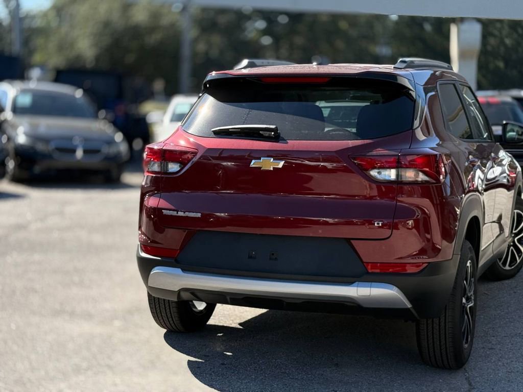 Used 2025 Chevrolet TrailBlazer LT image 6