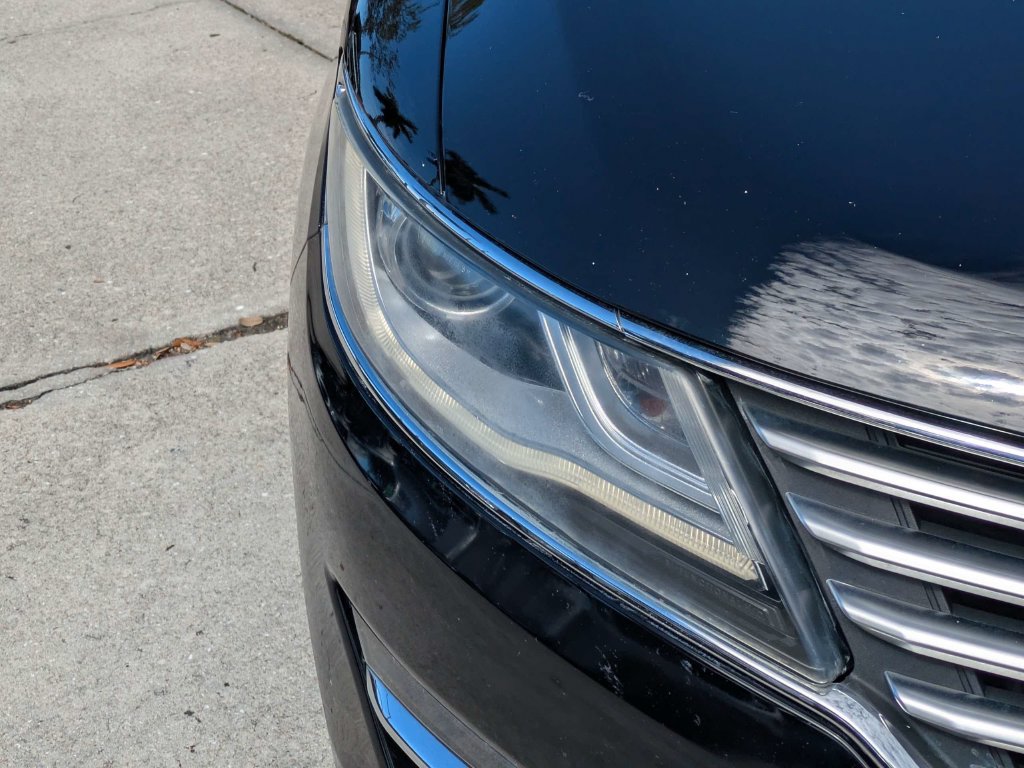 Used 2018 Lincoln MKC Select w/ Select Plus Package FWD image 9