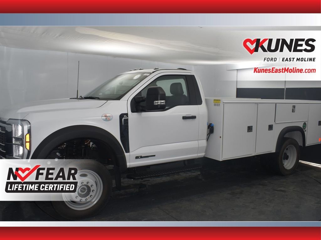 New 2025 Ford F450 XL w/ XL Chrome Package