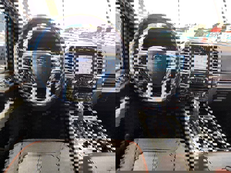 Used 2016 Ford F150 King Ranch w/ Equipment Group 601A Luxury image 18