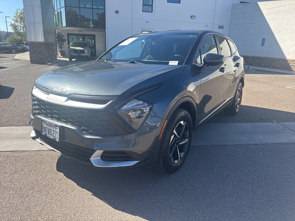Used 2023 Kia Sportage LX AWD/4WD image 16