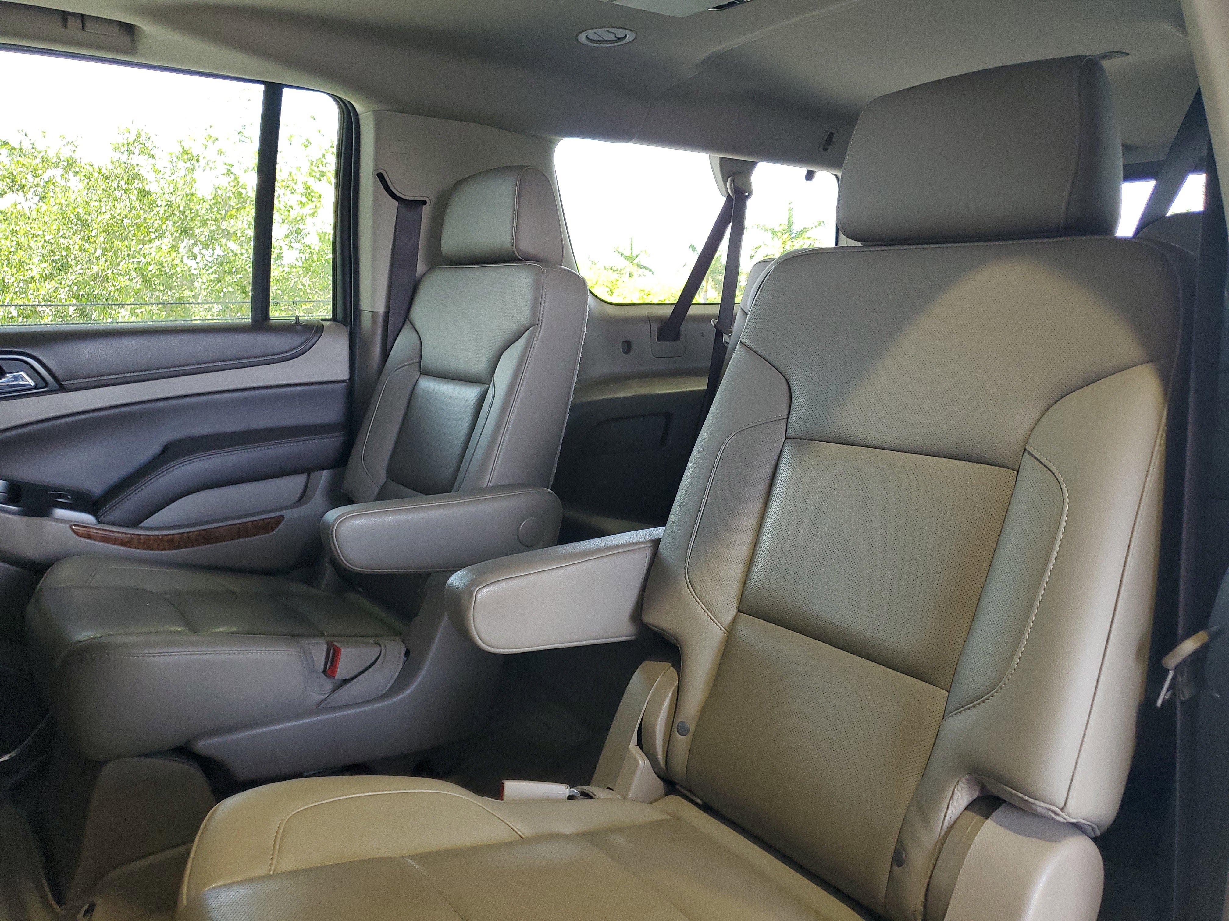 Used 2018 Chevrolet Suburban Premier RWD image 8