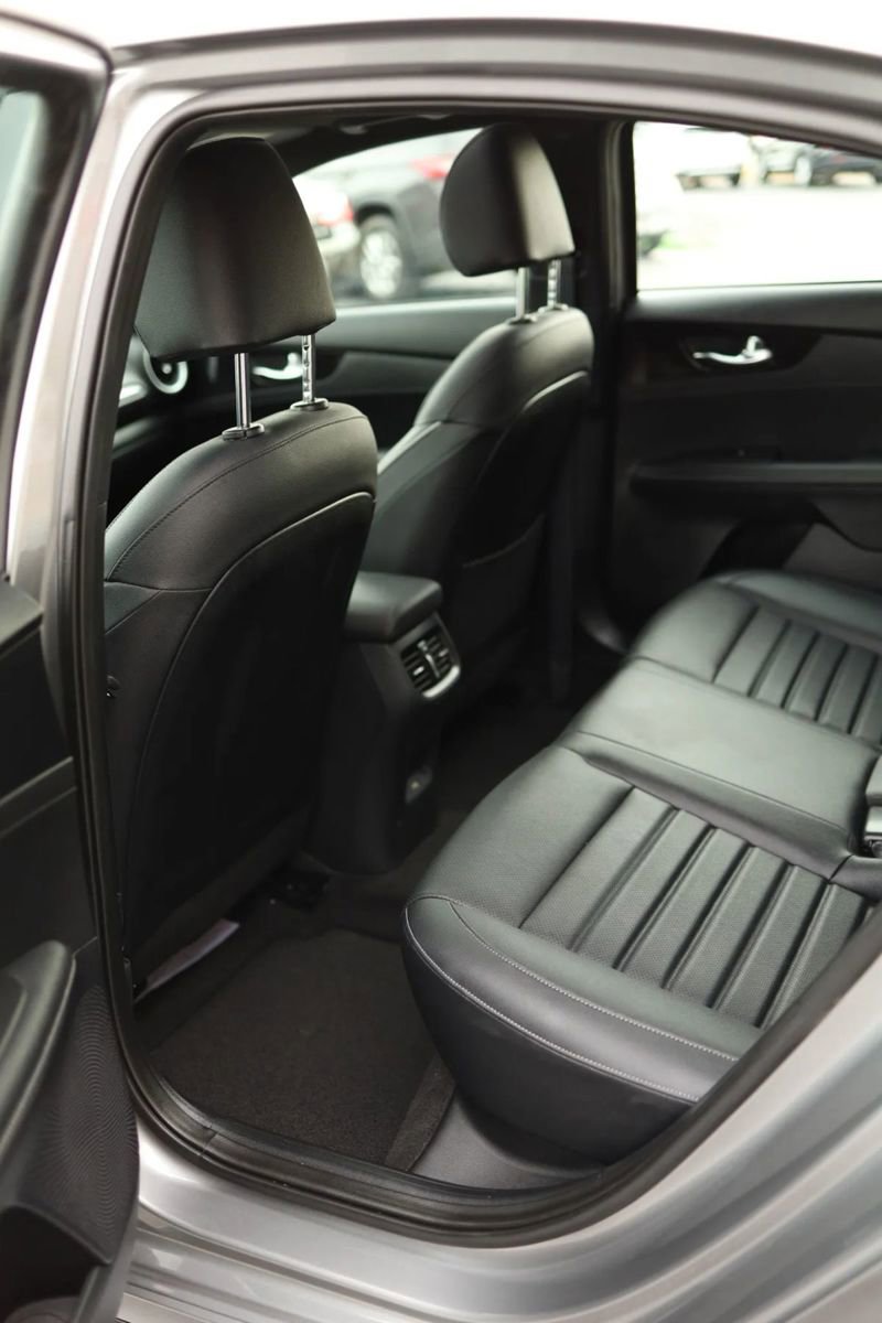 Used 2024 Kia Forte GT-Line w/ GT-Line Premium Package image 33