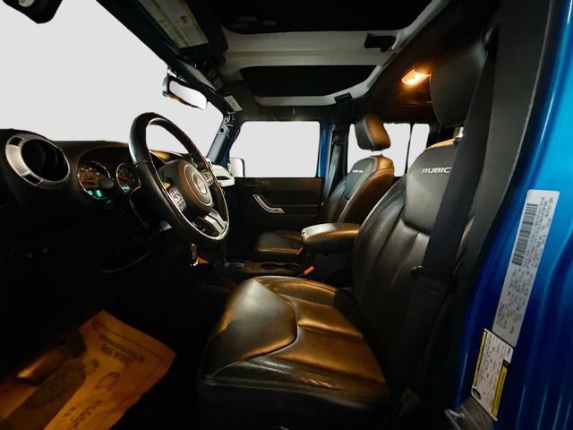 Used 2015 Jeep Wrangler Unlimited Rubicon w/ Connectivity Group image 21