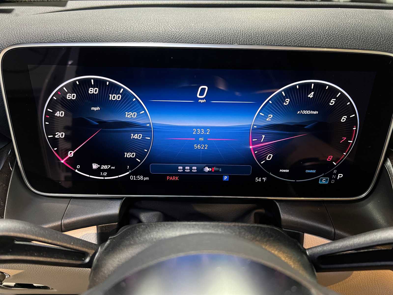 Used 2025 Mercedes-Benz GLC 300 4MATIC image 27