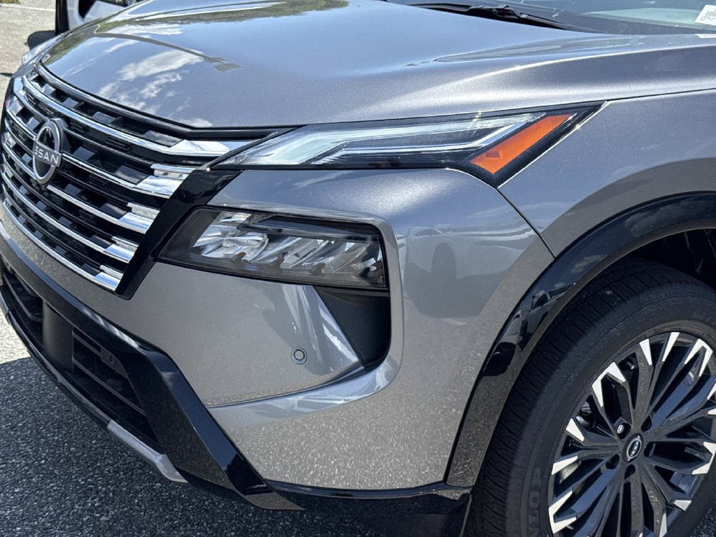 New 2026 Nissan Rogue Platinum AWD/4WD image 10