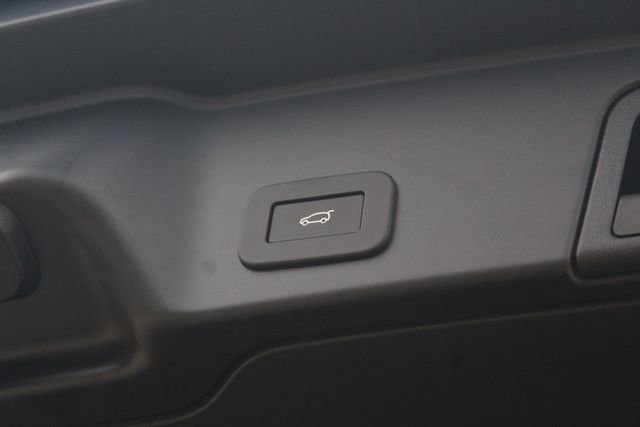 New 2026 Land Rover Range Rover Evoque S image 13