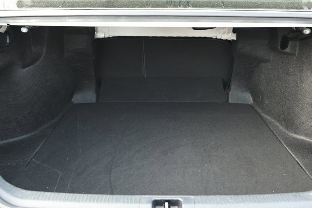 Used 2024 Toyota Camry LE FWD image 10