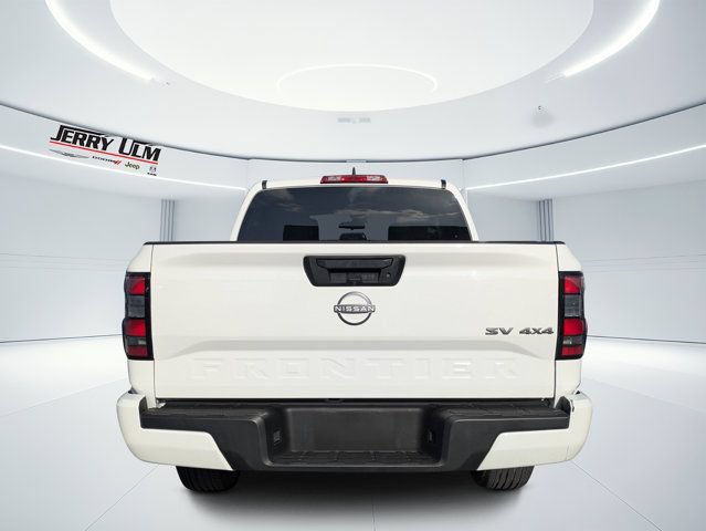 Used 2023 Nissan Frontier 4x4 Crew Cab image 4