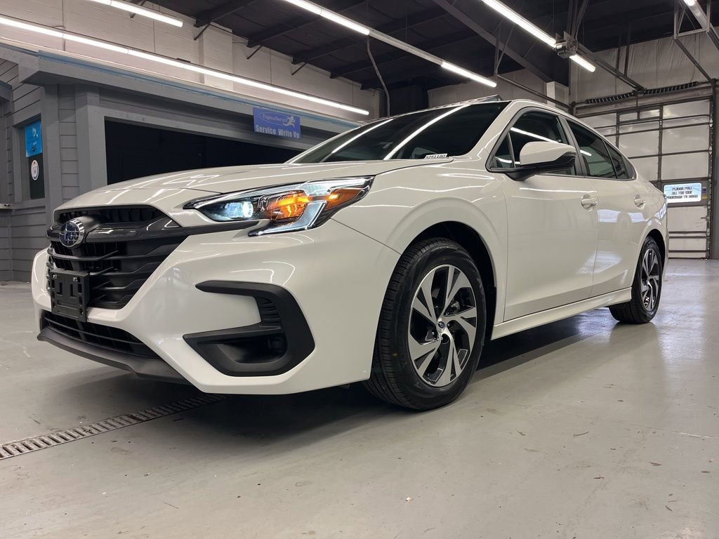 Certified 2025 Subaru Legacy Premium AWD/4WD image 3