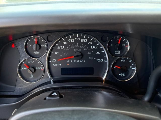 New 2026 Chevrolet Express 2500 w/ Driver Convenience Package RWD image 21