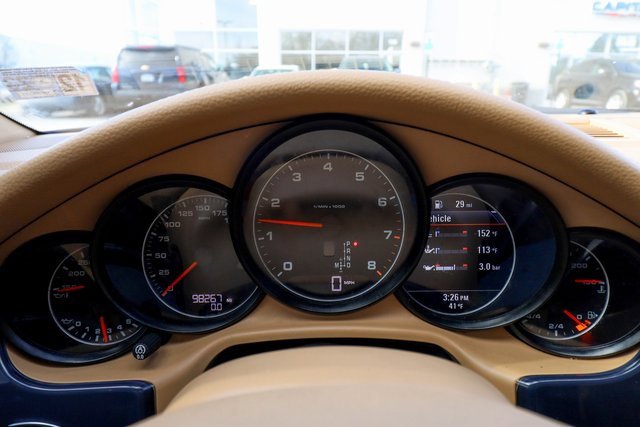 Used 2012 Porsche Panamera 4 image 4