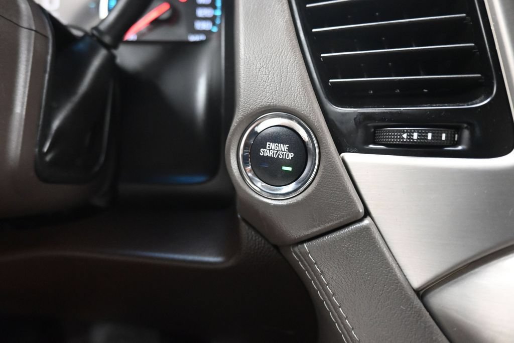 Used 2019 GMC Yukon Denali w/ Open Road Package AWD/4WD image 24