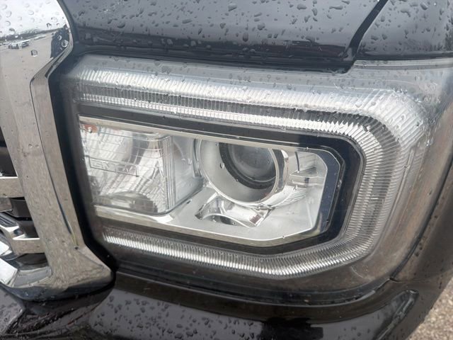 Used 2017 GMC Sierra 1500 SLE w/ SLE Value Package image 8