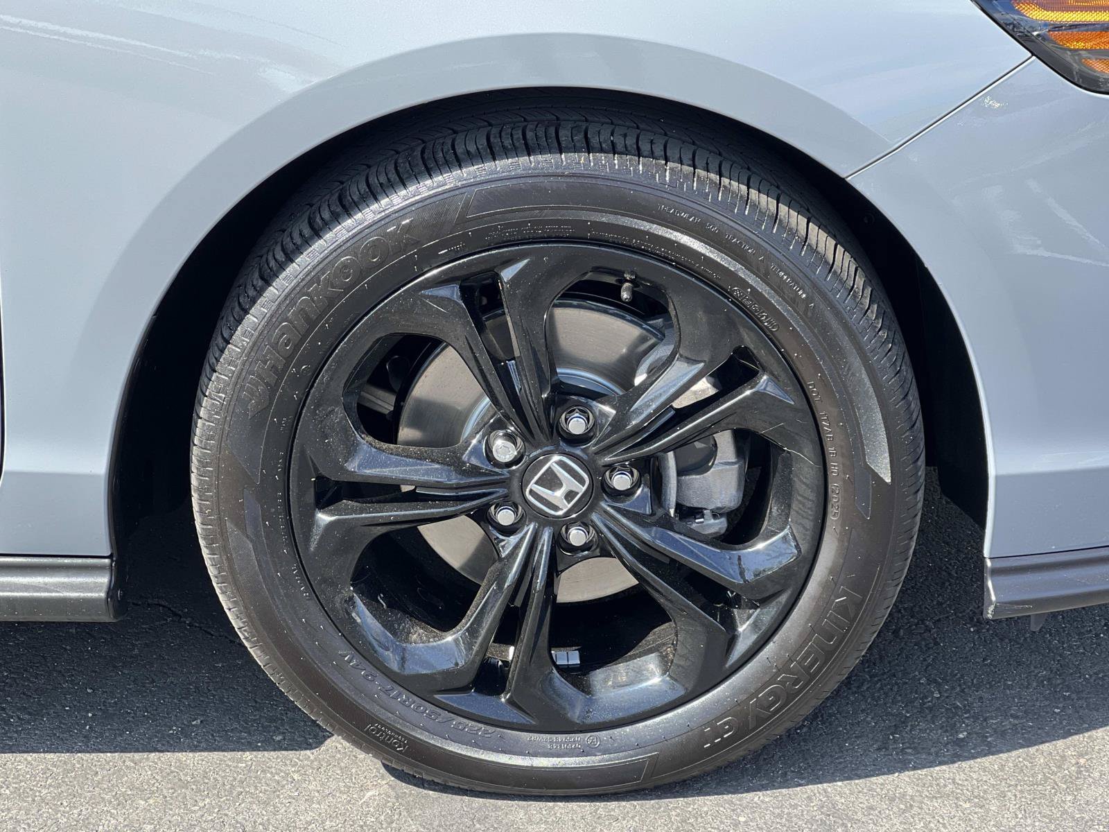 Certified 2025 Honda Accord SE image 28
