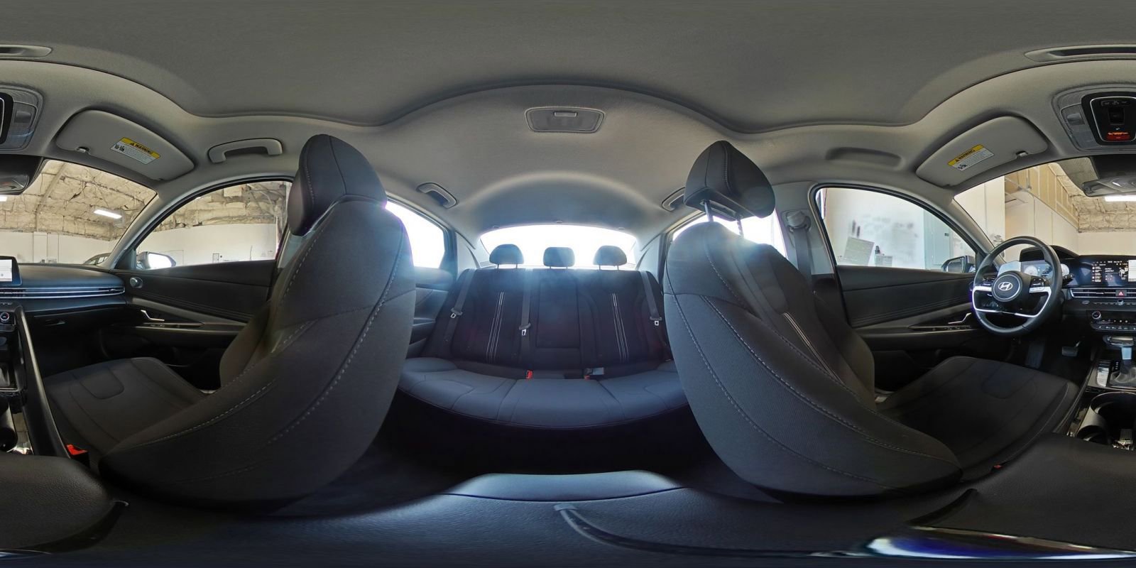 Used 2025 Hyundai Elantra SEL FWD image 43