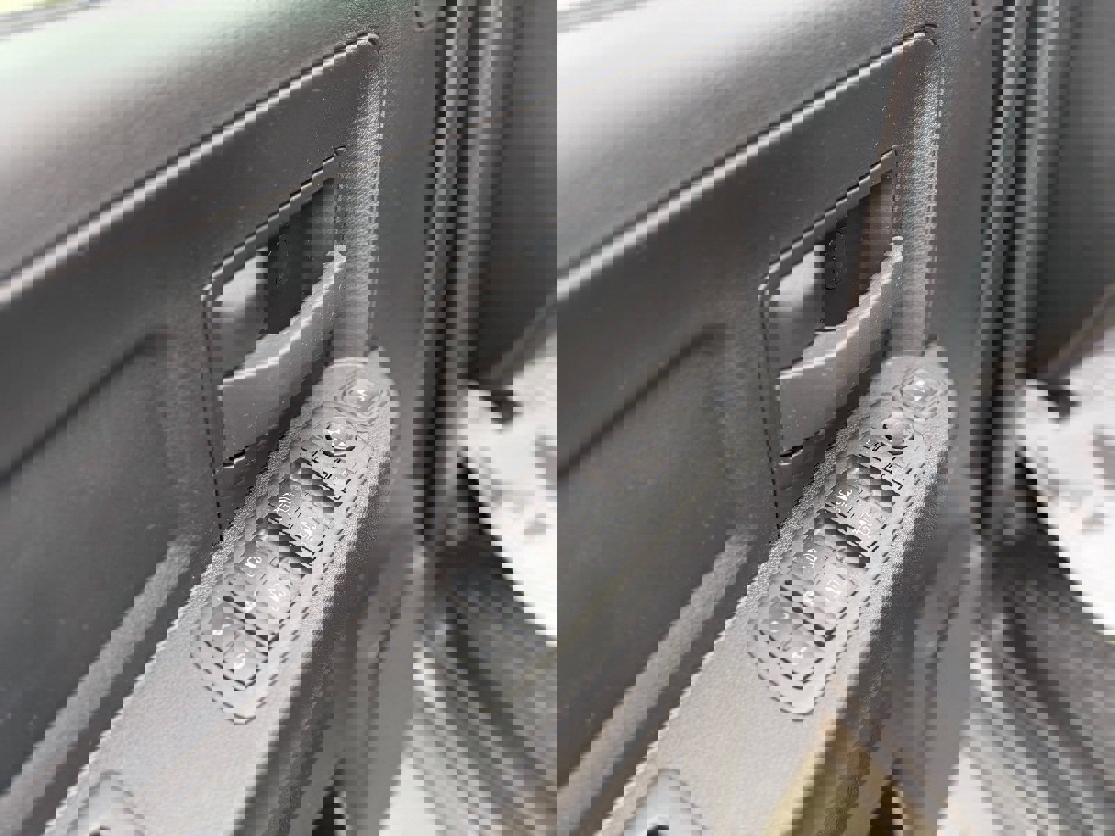 Used 2024 RAM 2500 Tradesman w/ Chrome Appearance Group image 7