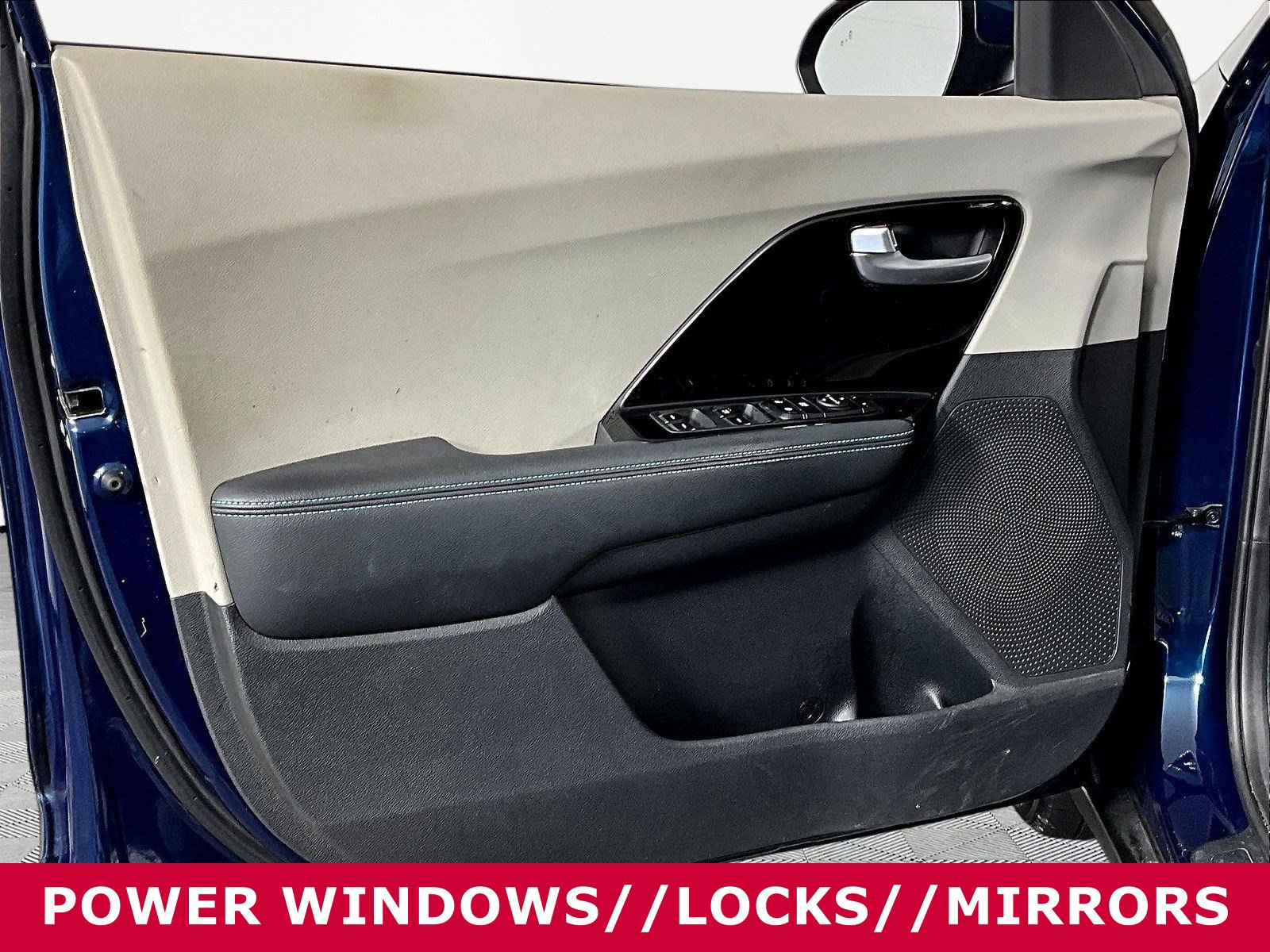 Used 2022 Kia Niro LXS FWD image 18