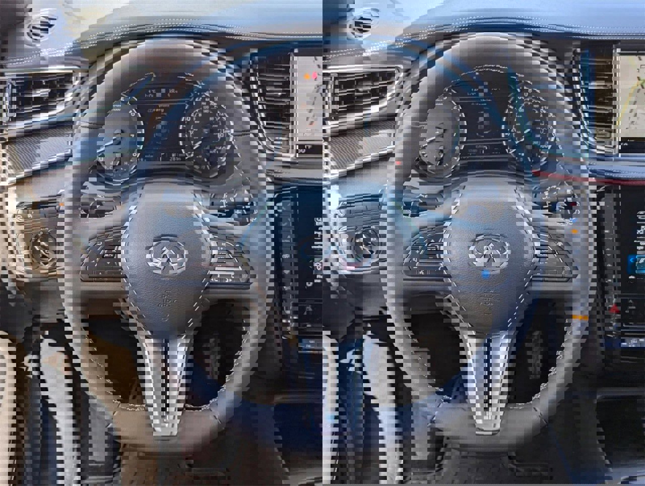 New 2025 INFINITI QX50 Sport image 18