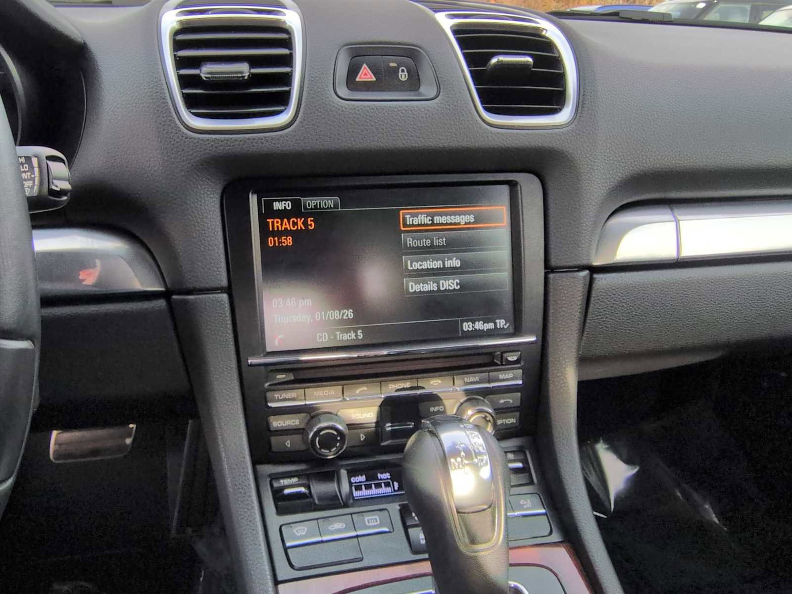 Used 2016 Porsche Cayman image 23