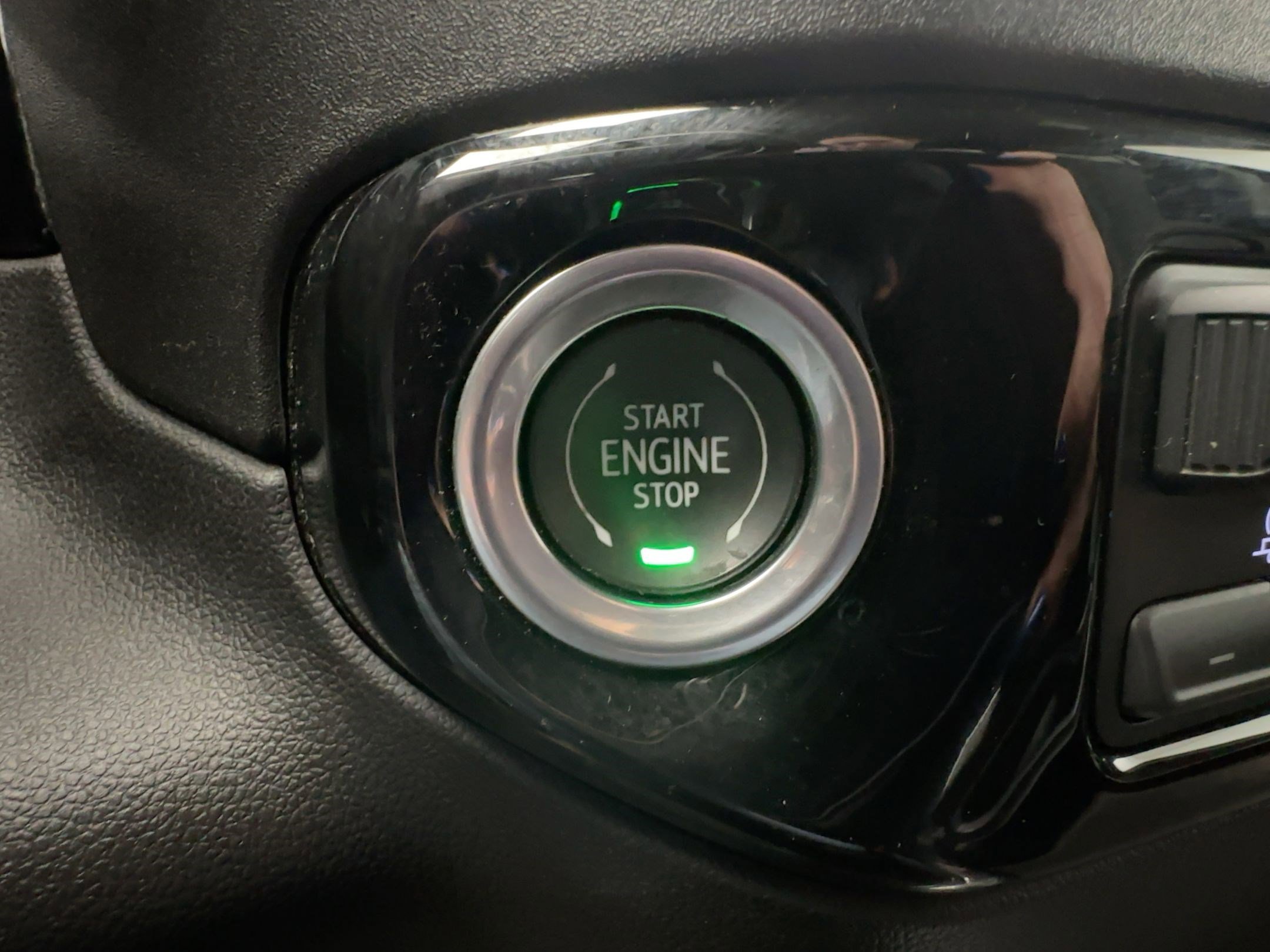 Used 2024 Chevrolet Silverado 3500 LTZ w/ LTZ Plus Package image 25