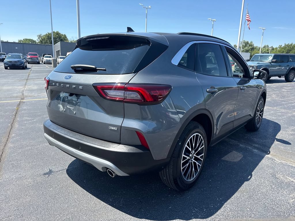 Used 2024 Ford Escape SE FWD image 6