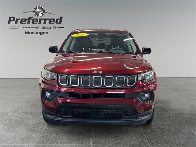 Used 2022 Jeep Compass Latitude image 11