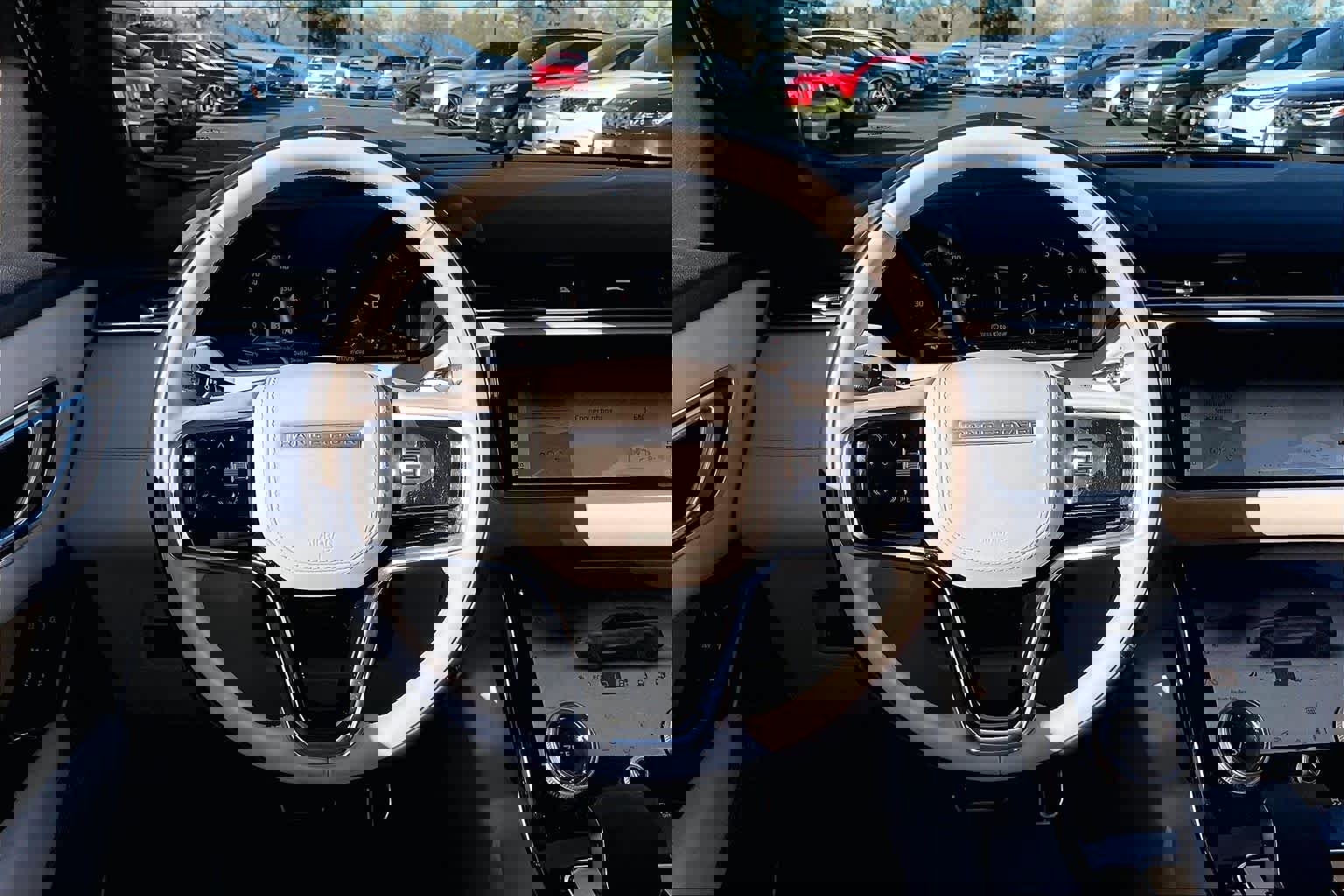 Used 2022 Land Rover Range Rover Velar R-Dynamic HSE image 8