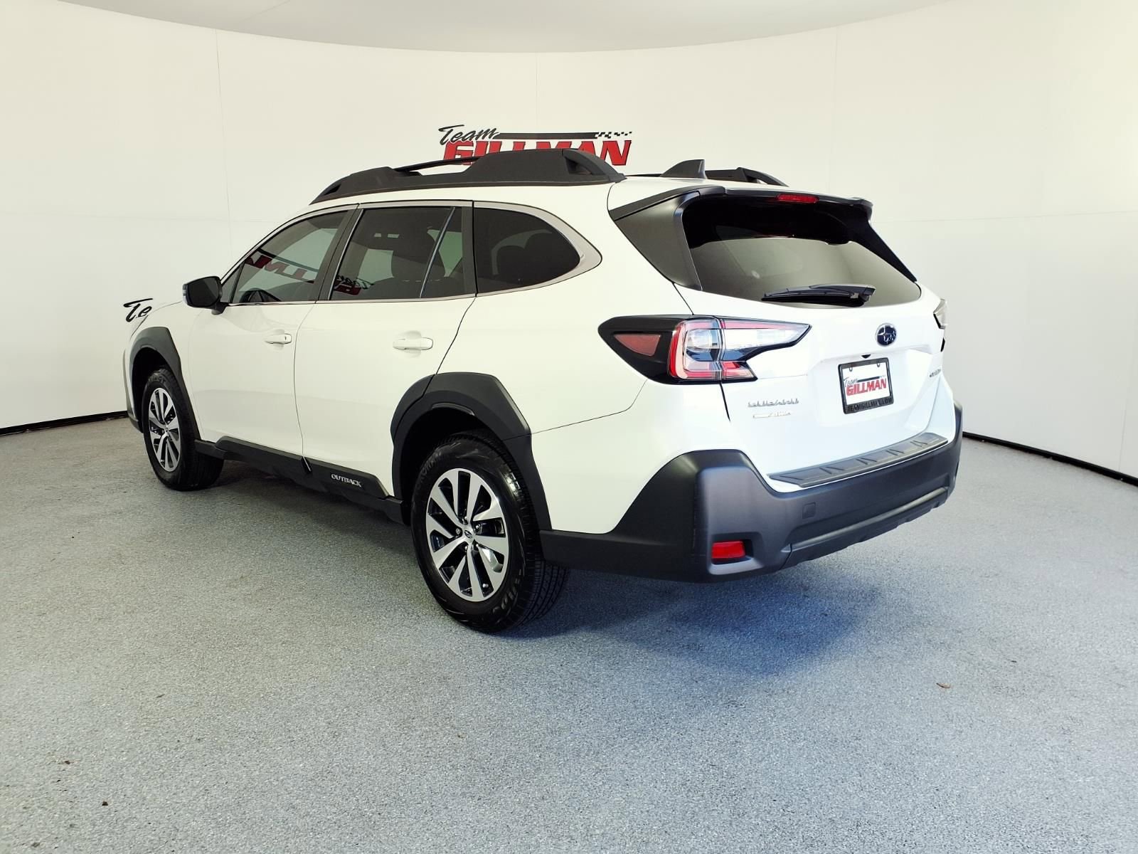 Used 2024 Subaru Outback Premium AWD/4WD image 7