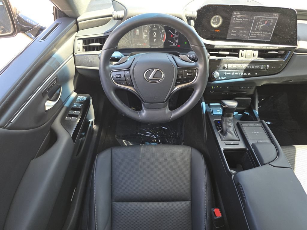 Certified 2022 Lexus ES 350 w/ Premium Package FWD image 2