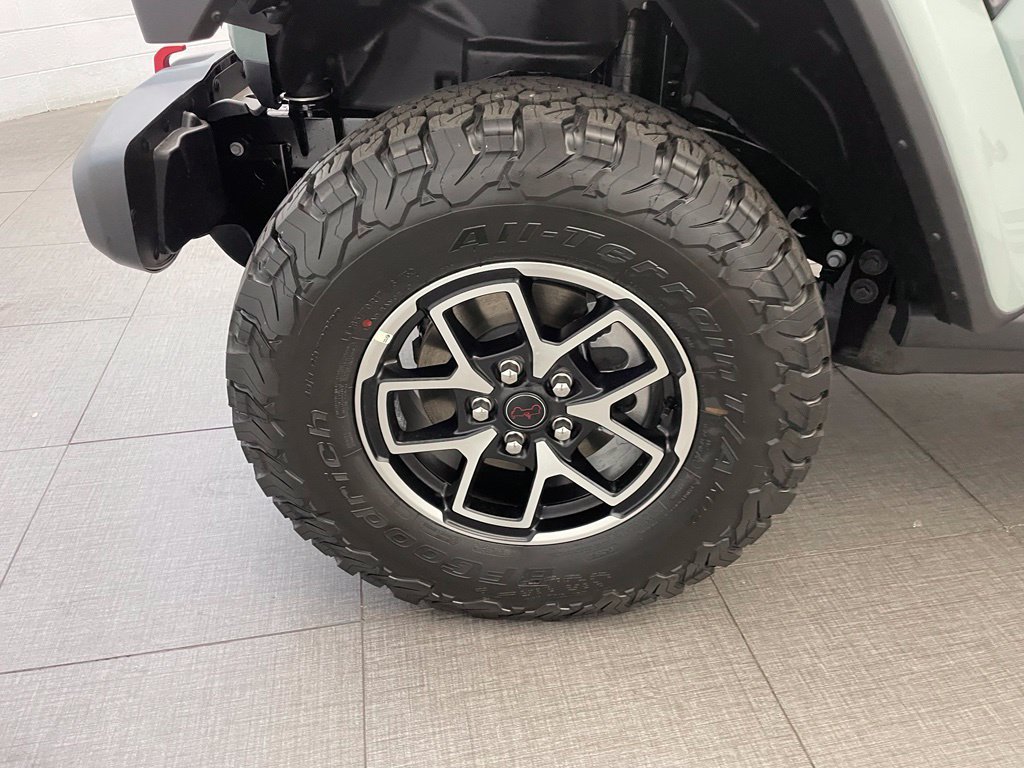 New 2026 Jeep Wrangler Unlimited Rubicon w/ Rockslide Package AWD/4WD image 8
