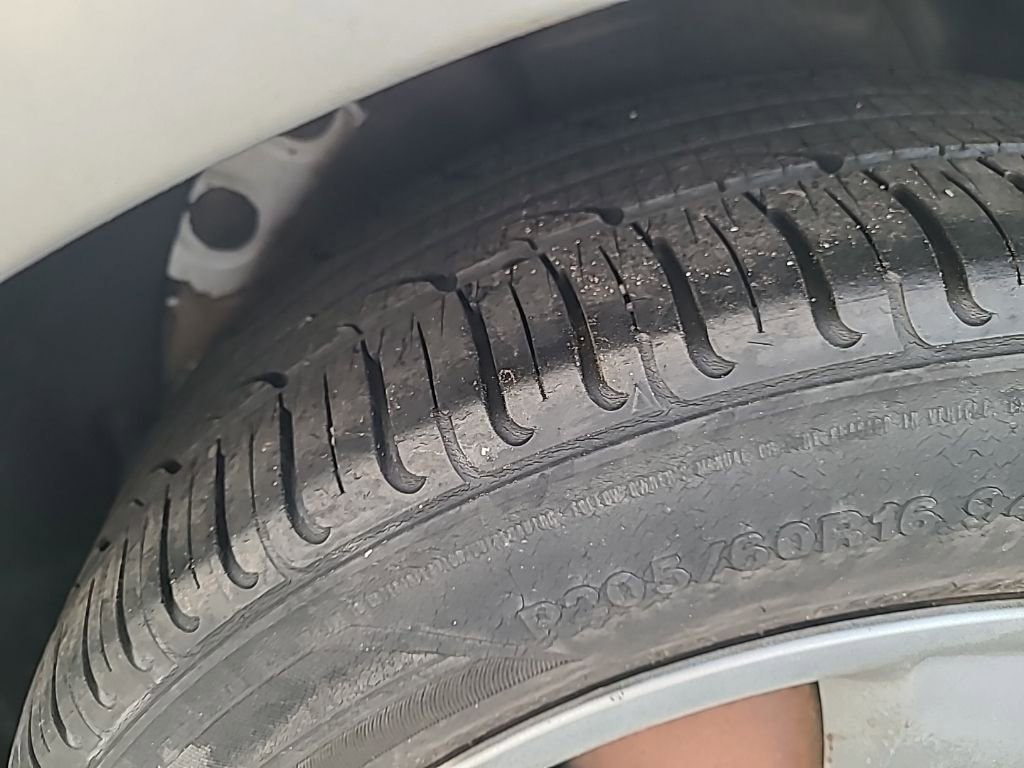 Used 2008 Kia Optima LX image 16