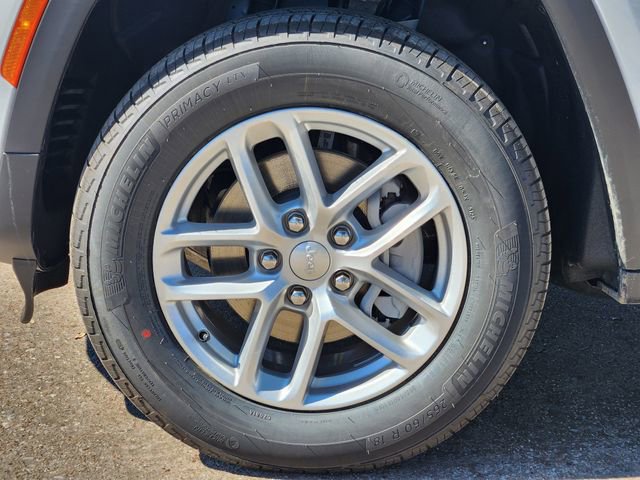 New 2026 Jeep Grand Cherokee Laredo AWD/4WD image 7