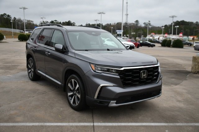 Used 2023 Honda Pilot Elite image 7