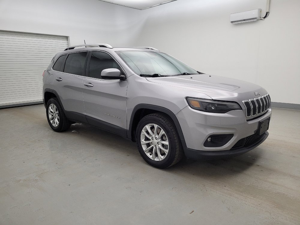 Used 2019 Jeep Cherokee Latitude w/ Popular Appearance Group image 11