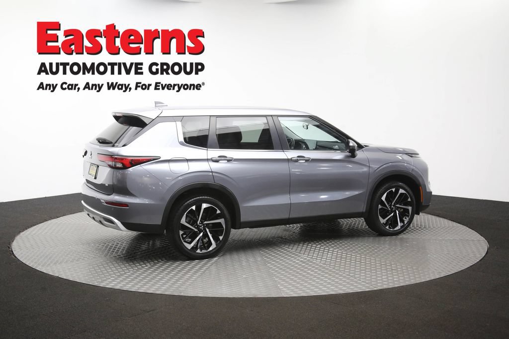 Used 2024 Mitsubishi Outlander SE AWD/4WD image 43