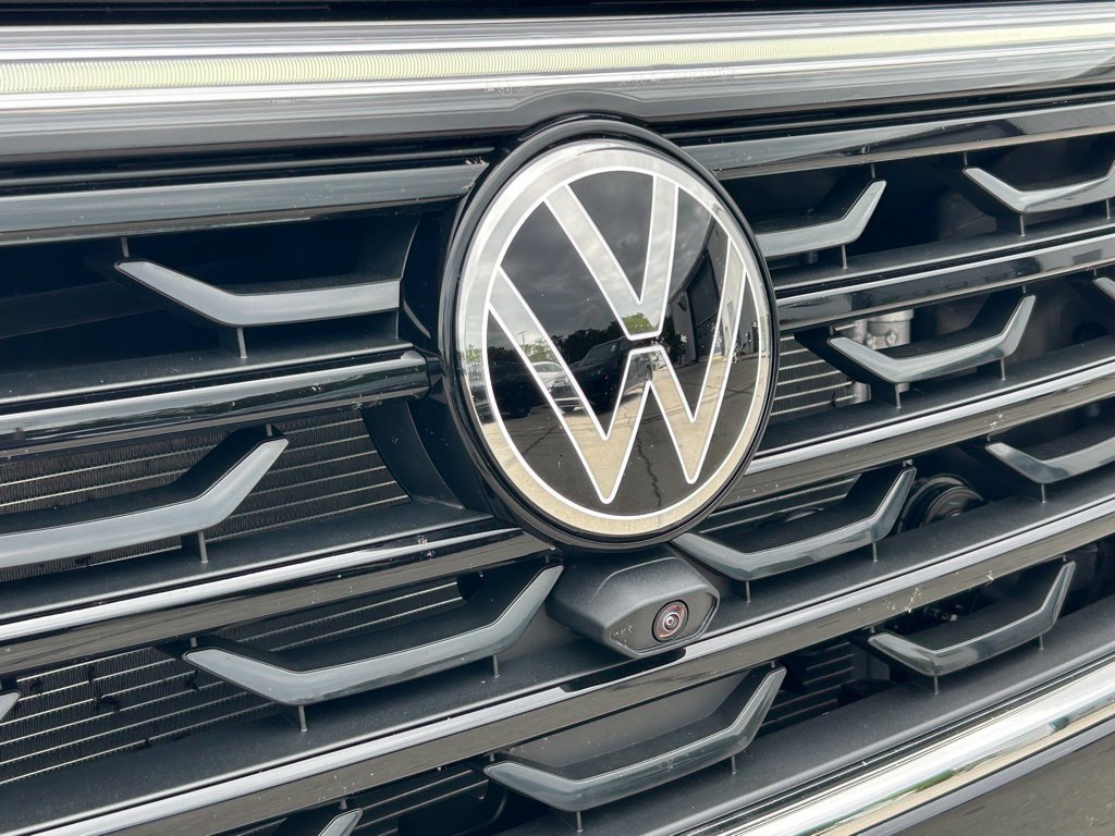 New 2026 Volkswagen Atlas Cross Sport SEL Premium R-Line AWD/4WD image 45