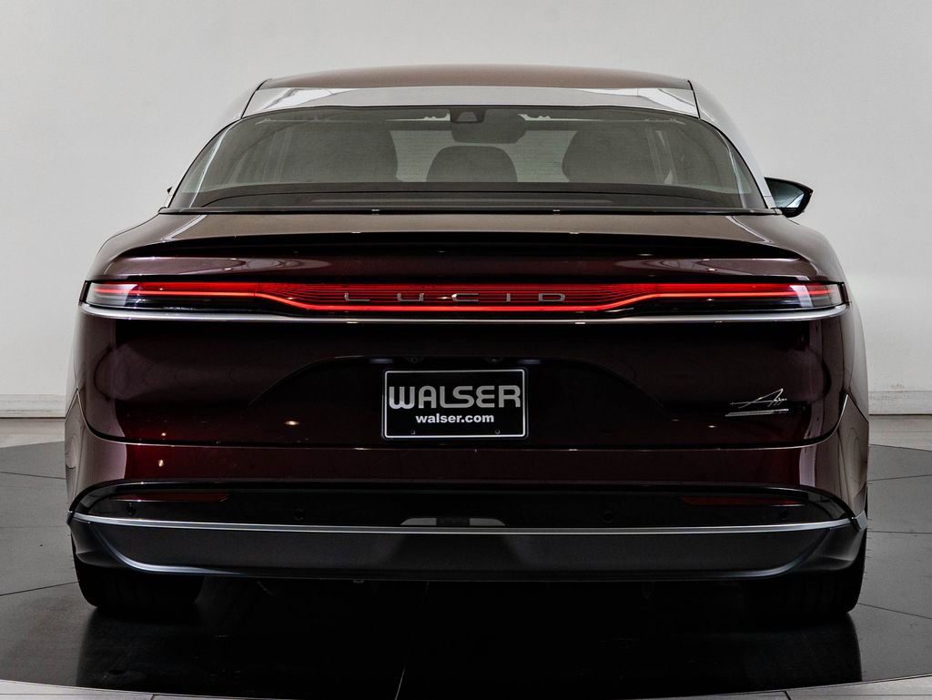 Used 2024 Lucid Air Grand Touring image 7