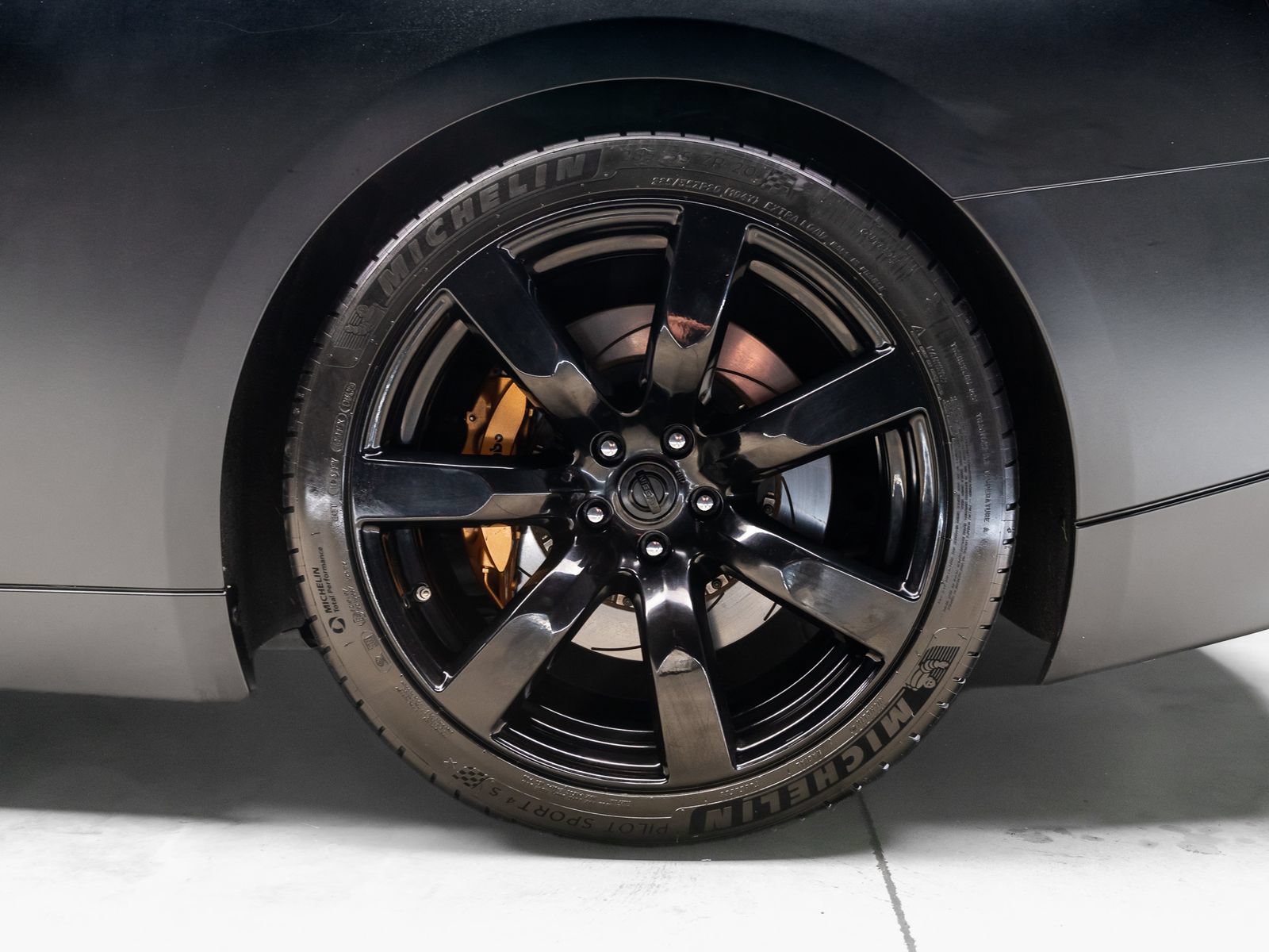 Used 2009 Nissan GT-R Premium AWD/4WD image 39