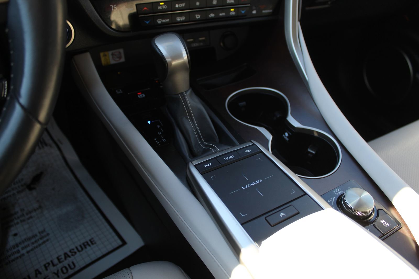 Used 2021 Lexus RX 450h AWD w/ Premium Package image 18