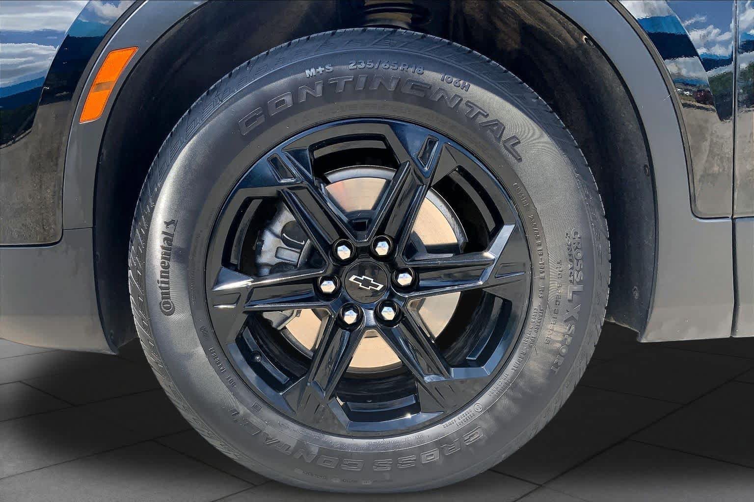 Used 2025 Chevrolet Blazer LT w/ Midnight/Sport Edition AWD/4WD image 10