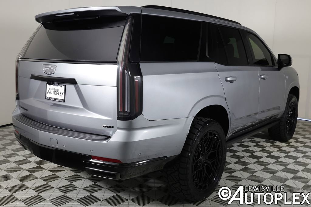 Used 2026 Cadillac Escalade Platinum Sport w/ LPO, ONYX Package AWD/4WD image 5