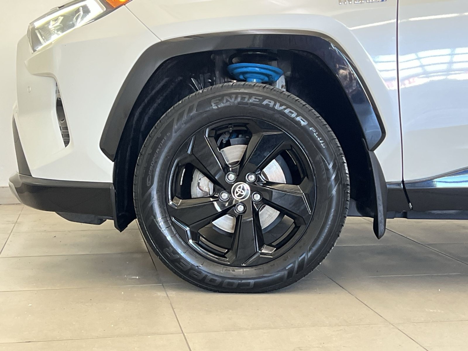 Used 2020 Toyota RAV4 XSE AWD/4WD image 11