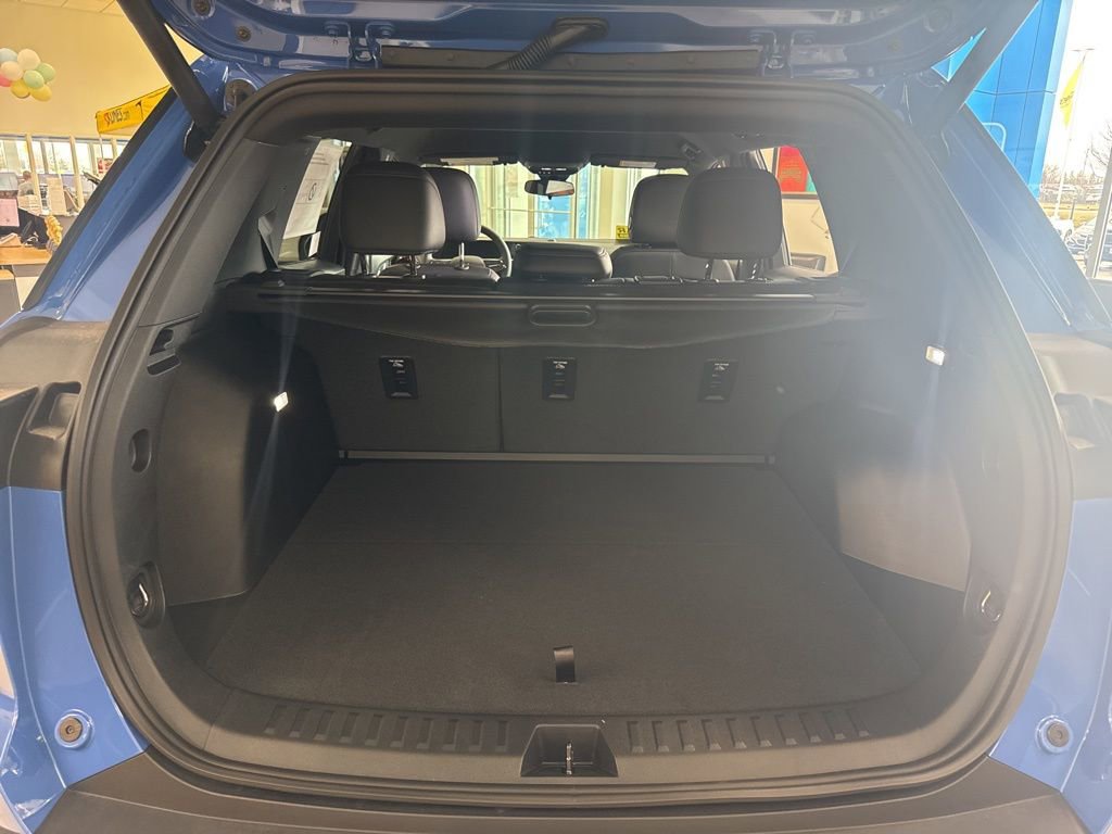 New 2026 Chevrolet Equinox RS w/ Convenience Package III AWD/4WD image 6