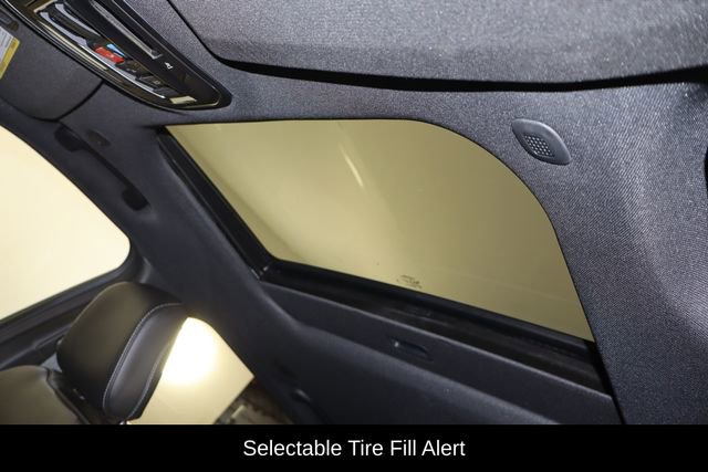 Used 2025 Jeep Grand Cherokee Altitude AWD/4WD image 24