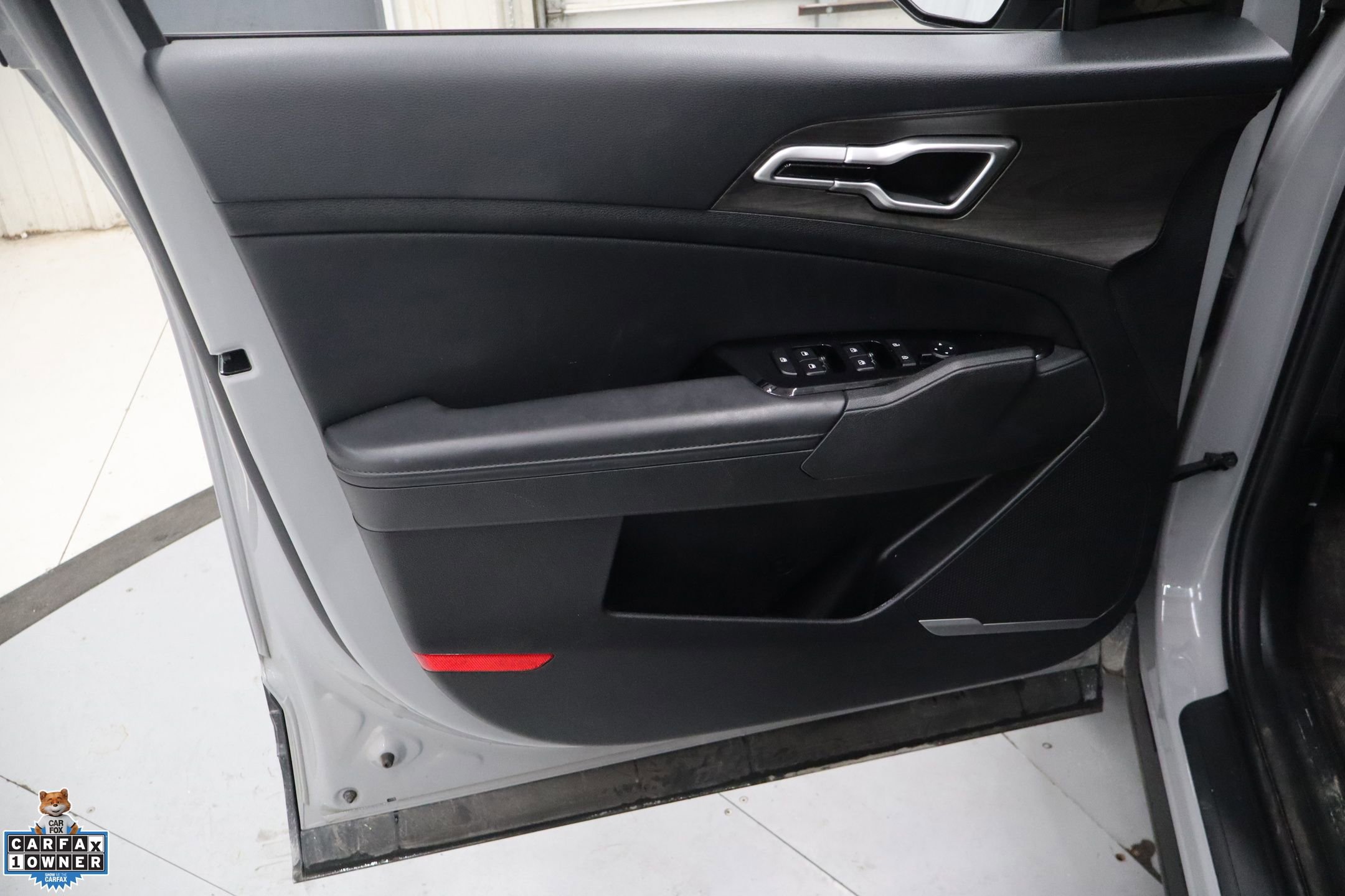 Used 2024 Kia Sportage X-Line w/ X-Line Premium Package image 13