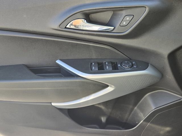 Used 2024 Chevrolet Trax LS image 29