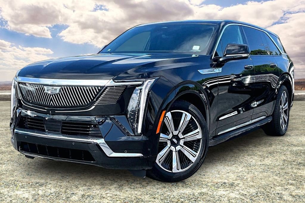 Used 2025 Cadillac Escalade IQ Luxury 2 w/ LPO, Premium Carpet Package AWD/4WD image 3