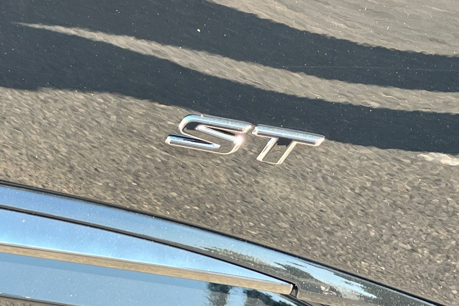 New 2026 Buick Envision Sport Touring image 7