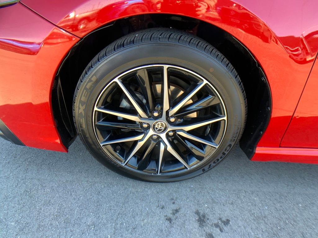 Used 2022 Toyota Camry SE image 29